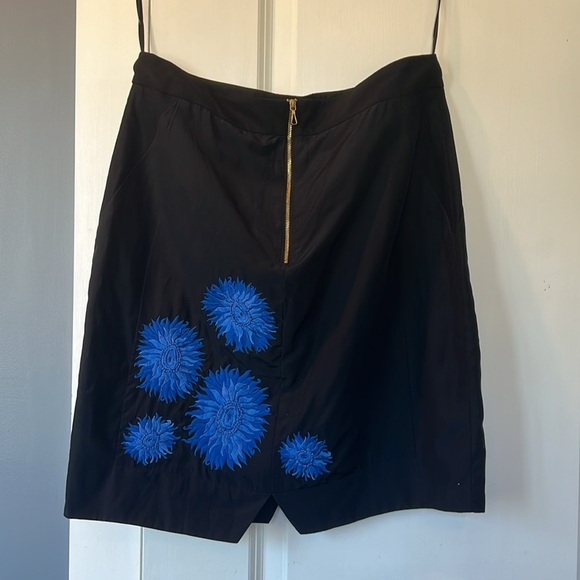 Leifsdottir Embroidered Flower Anthropologie Pencil Skirt size 8 - Picture 2 of 4